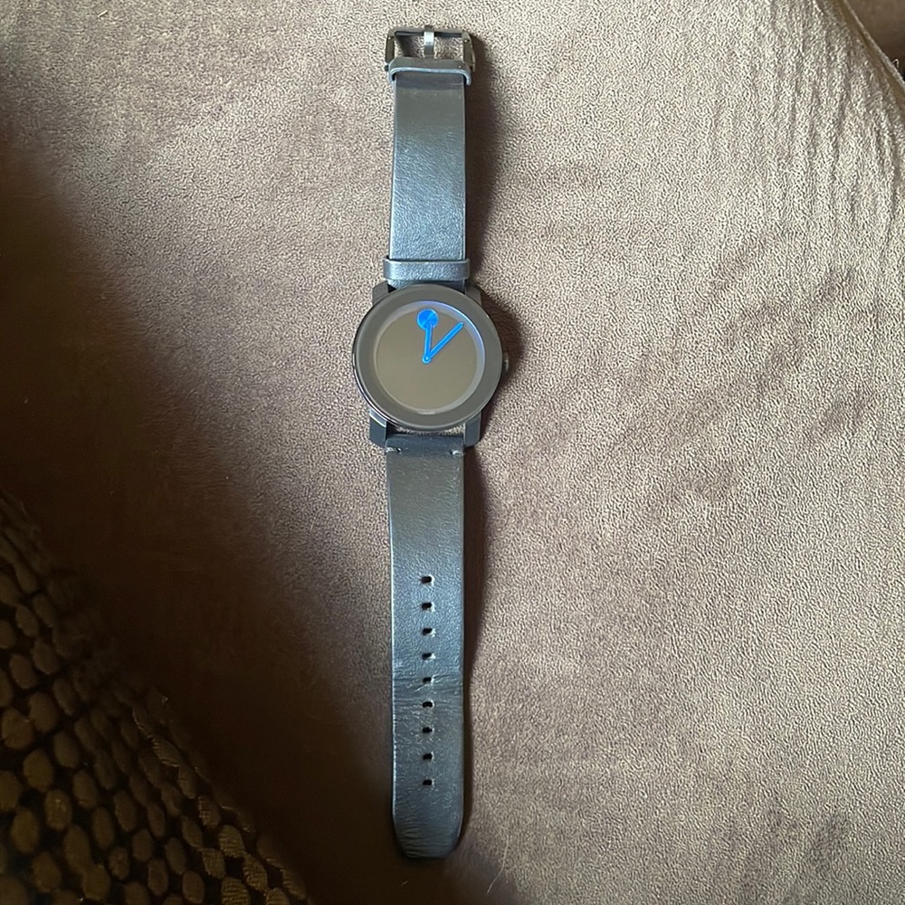 Gorgeous mens black and blue Movado bold